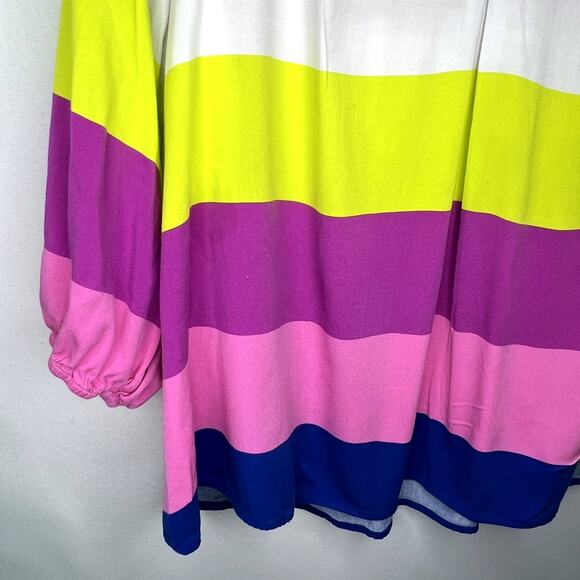 Crown & Ivy Striped 3/4 Length Sleeved V-neck Top Size XL - Picture 5 of 11